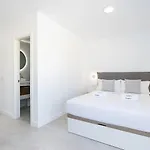 Sunnyland Casa Acoran Дом отдыха *