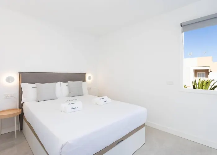 Sunnyland Casa Acoran בית נופש