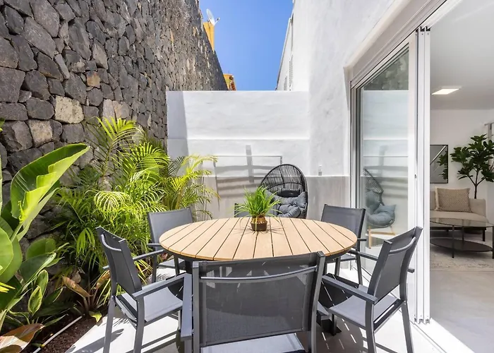 בית נופש Sunnyland Casa Acoran