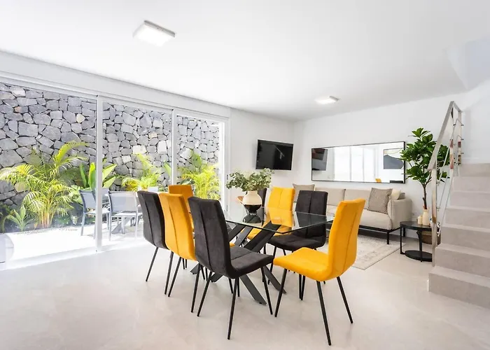 Sunnyland Casa Acoran בית נופש