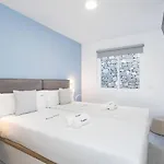 Sunnyland Casa Acoran *